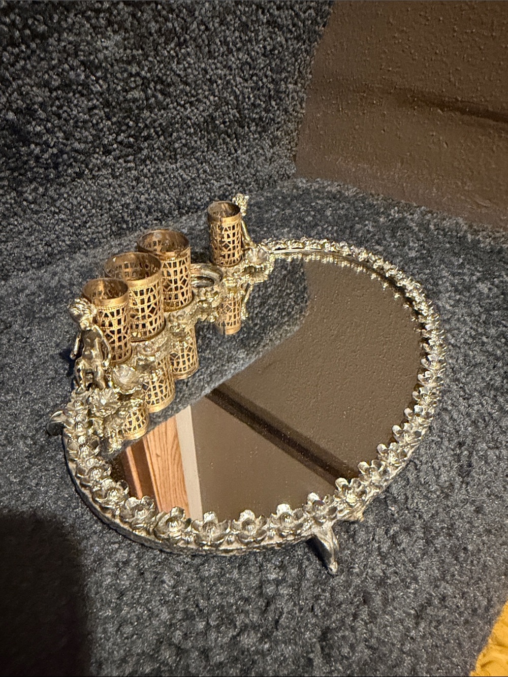 Vintage Mirrored Tray with Lipstick Holder - Picture 4 of 5
